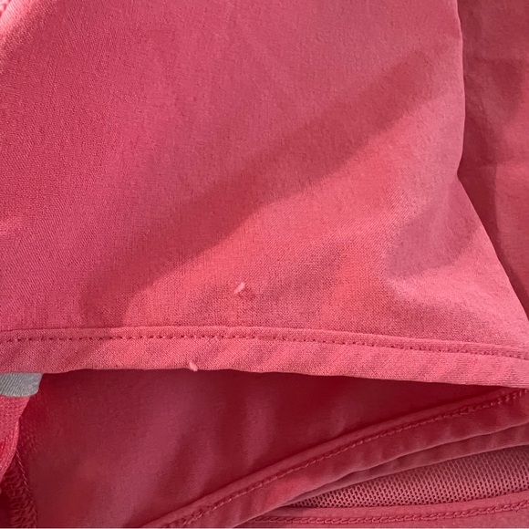 Lululemon Shorts Women’s Pink Hotty Hot Lined Run Yoga Gym 4” Inseam Sz 6 - Picture 6 of 15